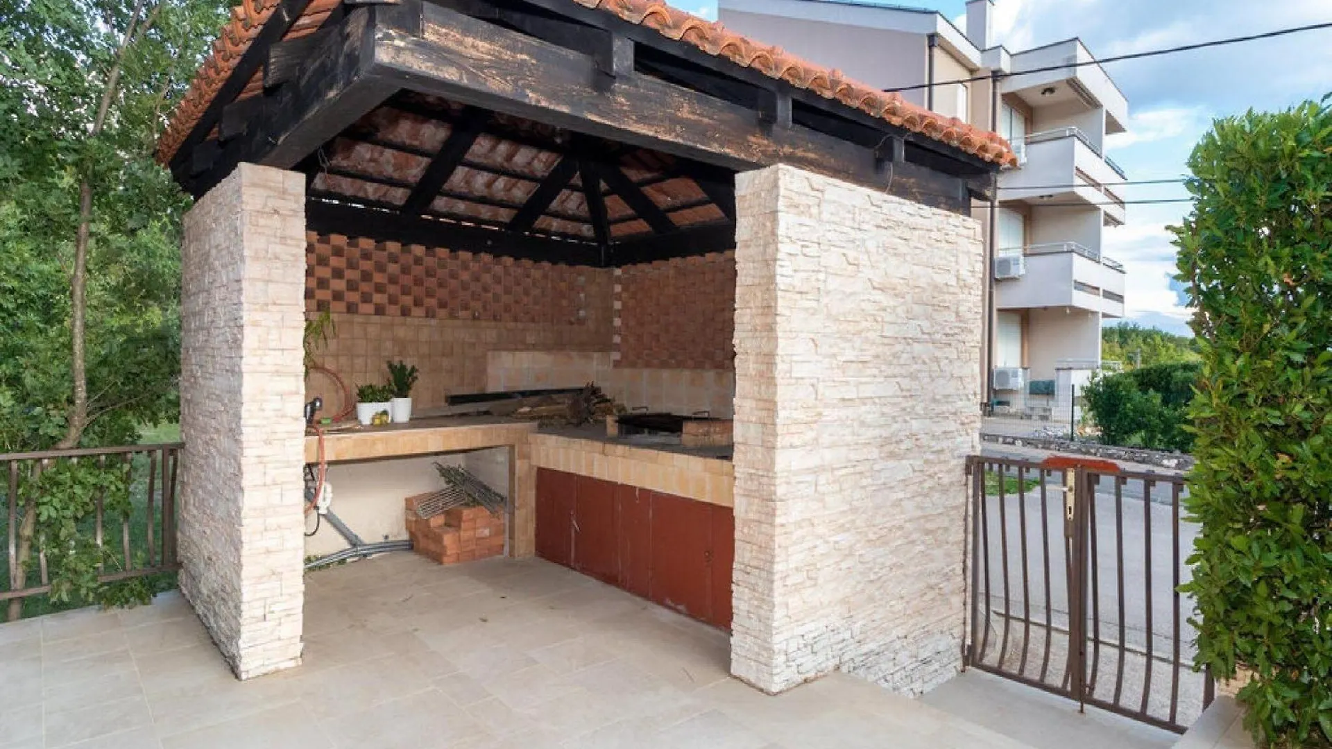 Apartments Ilija Njavro - One Bedroom Apartment With Terrace And Sea View Jadranovo 0*,  Croatia