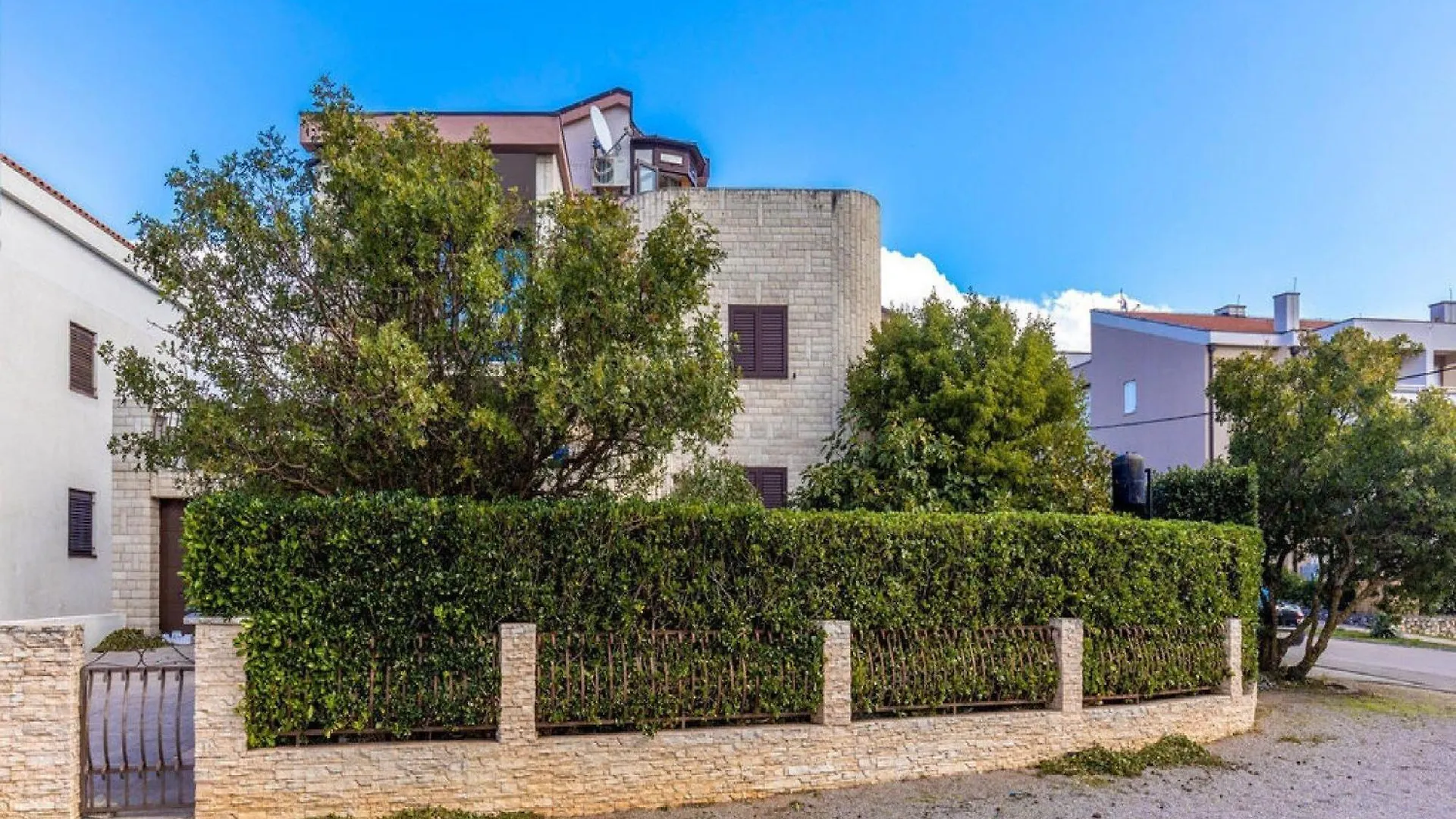 Apartments Ilija Njavro - One Bedroom Apartment With Terrace And Sea View Jadranovo 0*,