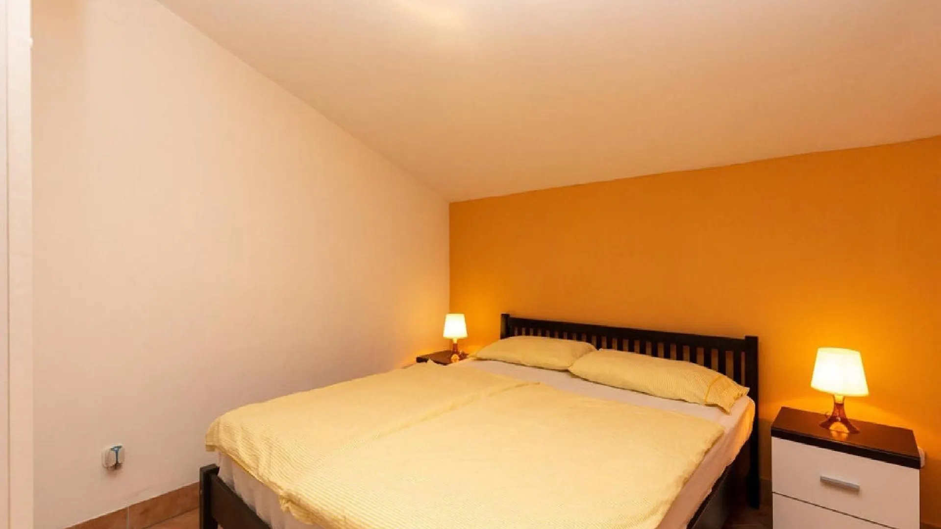 Apartments Ilija Njavro - One Bedroom Apartment With Terrace And Sea View 卓得诺沃